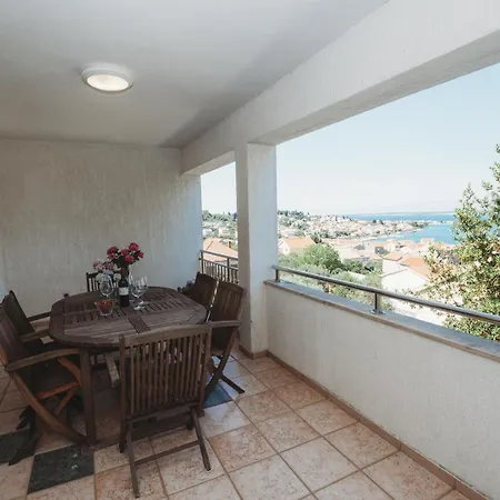 Ferienwohnung Ana Preko Exterior foto