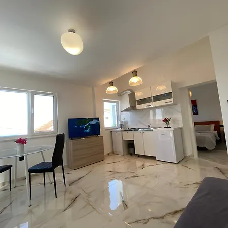 Ferienwohnung Ana Preko Exterior foto