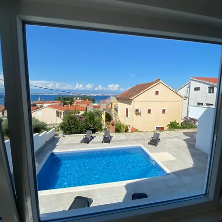 Ferienwohnung Ana Preko Exterior foto