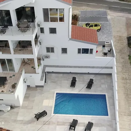 Ferienwohnung Ana Preko Exterior foto