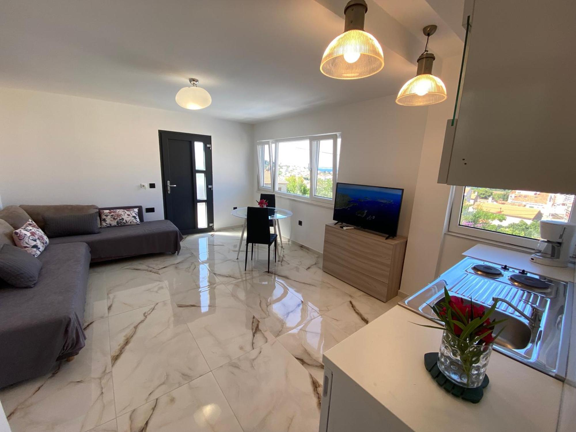 Ana Apartment *